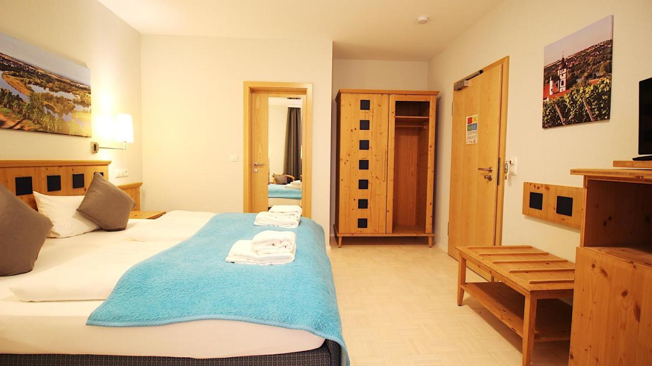 Aparthotel Alte Schmiede Dettelbach Exterior photo